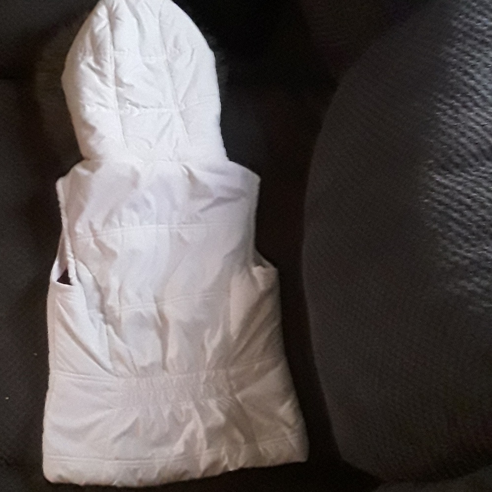 vest - Picture 3 of 3